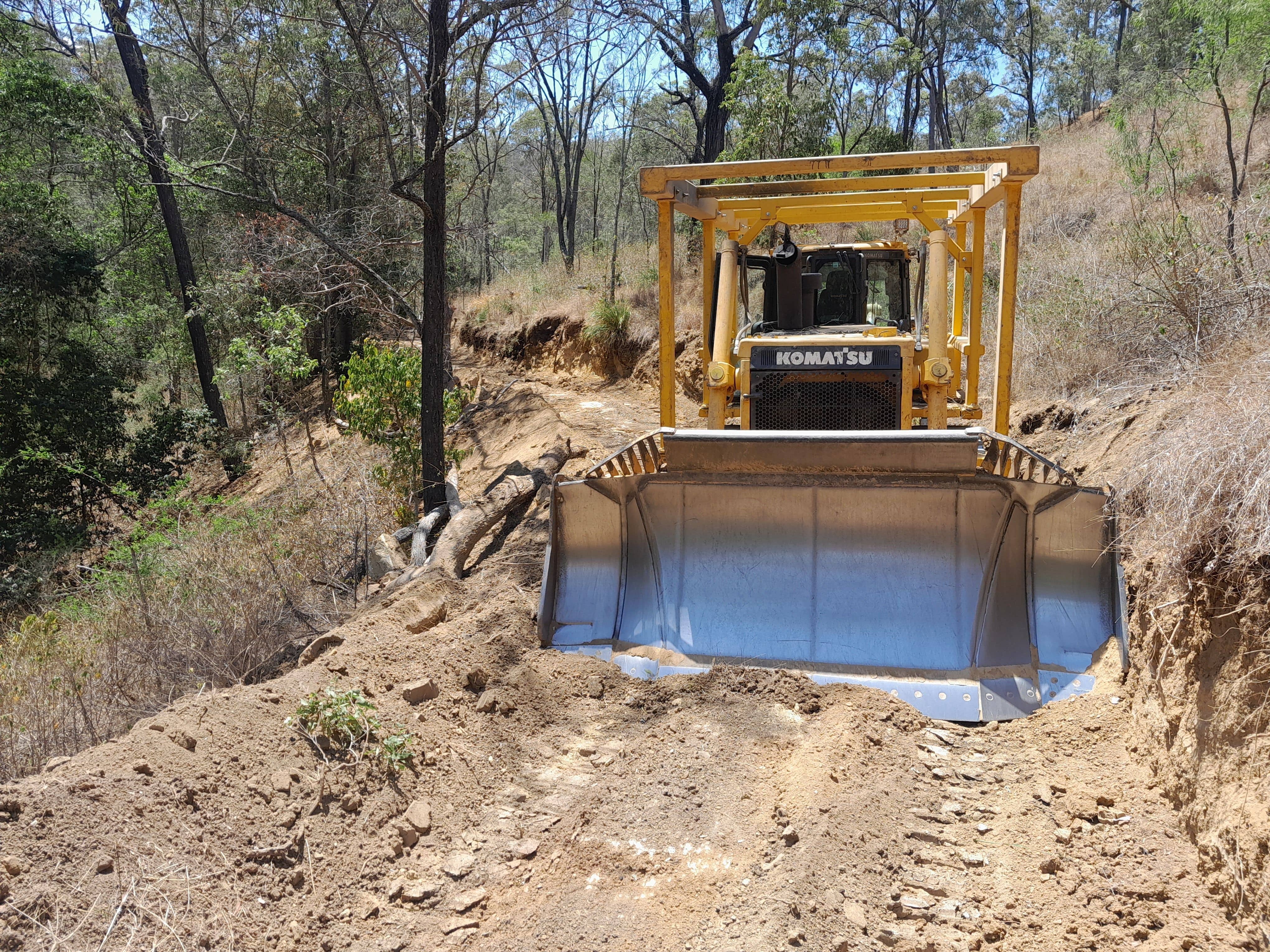 Earth Moving Equipment Service in Toowoomba