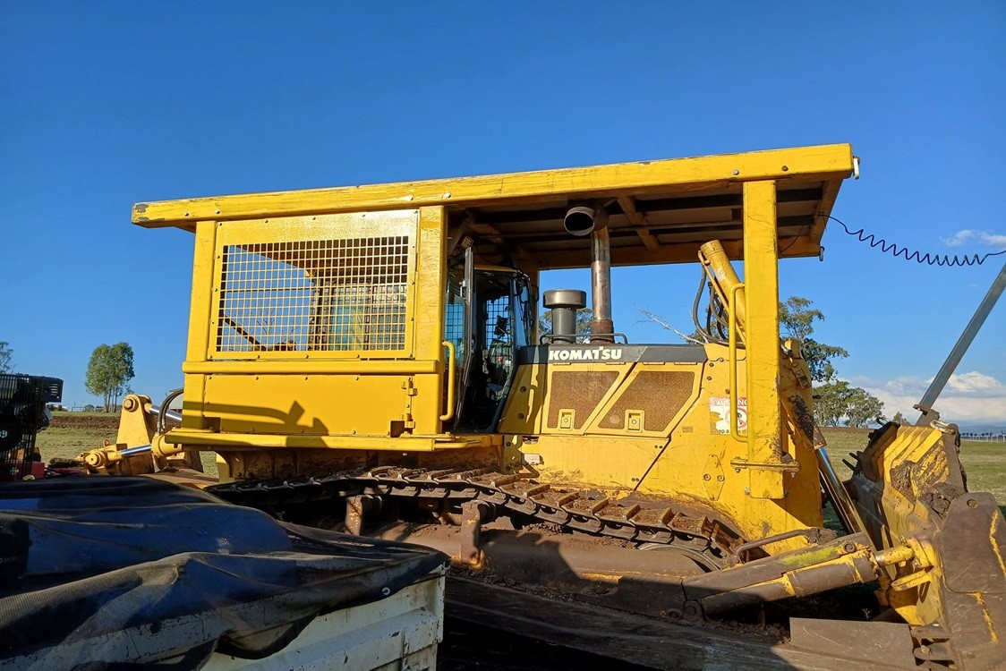 earth moving machine operator in toowoomba